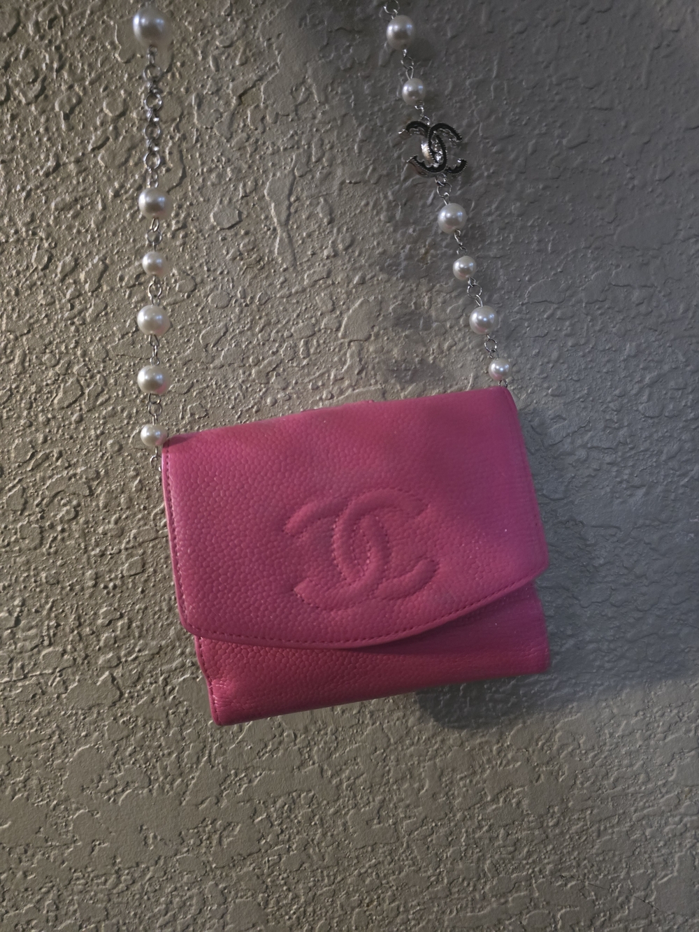CHANEL Bubble Gum Pink Caviar Leather Mini Flap Bag with Pearl Chain - Picture 6 of 12